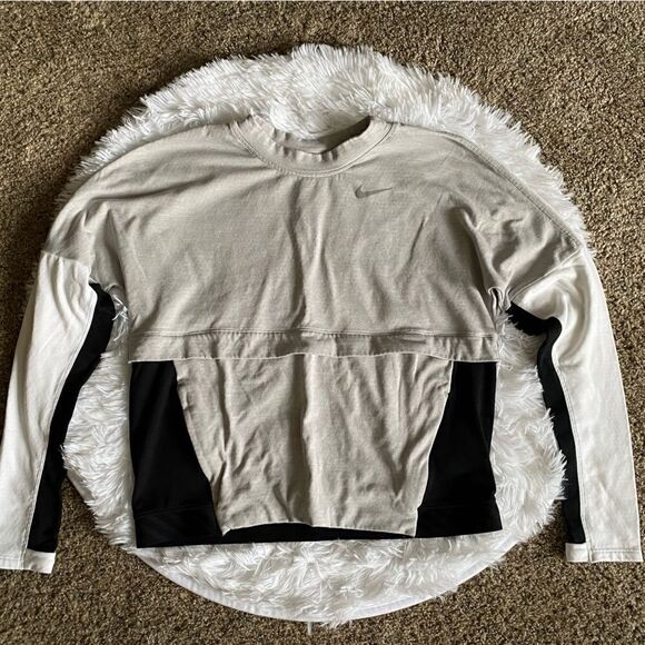 Nike Running Dri Fit Top Long Sleeves Womens Size Medium - Picture 1 of 8